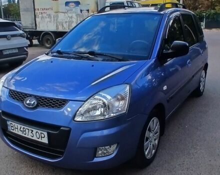 Синий Хендай Матрикс, объемом двигателя 1.8 л и пробегом 97 тыс. км за 5402 $, фото 1 на Automoto.ua