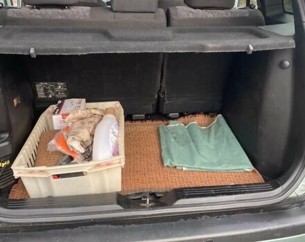 Зелений Хендай Матрікс, об'ємом двигуна 1.6 л та пробігом 195 тис. км за 2800 $, фото 6 на Automoto.ua