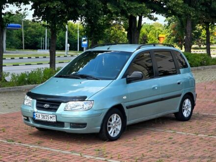 Зеленый Хендай Матрикс, объемом двигателя 1.6 л и пробегом 240 тыс. км за 3318 $, фото 1 на Automoto.ua