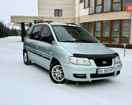 Зеленый Хендай Матрикс, объемом двигателя 1.6 л и пробегом 239 тыс. км за 3200 $, фото 1 на Automoto.ua