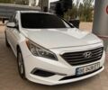 Белый Хендай НФ, объемом двигателя 2.4 л и пробегом 260 тыс. км за 9500 $, фото 1 на Automoto.ua