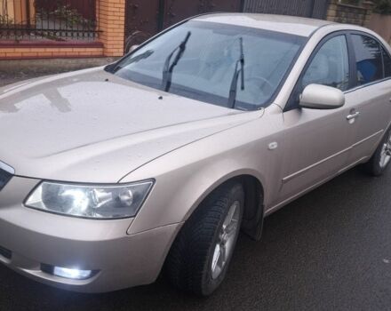 Бежевый Хендай НФ, объемом двигателя 2.4 л и пробегом 213 тыс. км за 6000 $, фото 2 на Automoto.ua