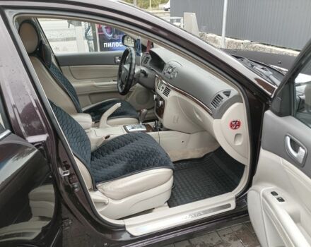 Червоний Хендай НФ, об'ємом двигуна 2.4 л та пробігом 254 тис. км за 6000 $, фото 5 на Automoto.ua