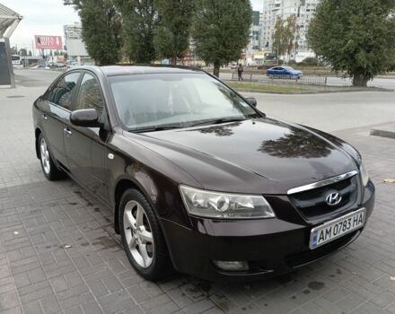 Красный Хендай НФ, объемом двигателя 2.4 л и пробегом 254 тыс. км за 6000 $, фото 1 на Automoto.ua