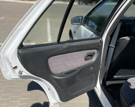 Белый Хендай Пони, объемом двигателя 1.5 л и пробегом 222 тыс. км за 1799 $, фото 16 на Automoto.ua