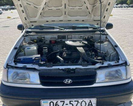 Белый Хендай Пони, объемом двигателя 1.5 л и пробегом 222 тыс. км за 1799 $, фото 20 на Automoto.ua