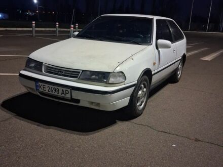 Белый Хендай Пони, объемом двигателя 1.5 л и пробегом 230 тыс. км за 2000 $, фото 1 на Automoto.ua