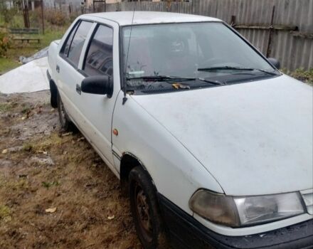 Белый Хендай Пони, объемом двигателя 1.5 л и пробегом 380 тыс. км за 1185 $, фото 1 на Automoto.ua