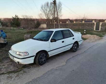 Білий Хендай Поні, об'ємом двигуна 1.6 л та пробігом 220 тис. км за 550 $, фото 1 на Automoto.ua