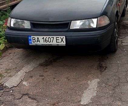 Черный Хендай Пони, объемом двигателя 1.5 л и пробегом 360 тыс. км за 1500 $, фото 1 на Automoto.ua