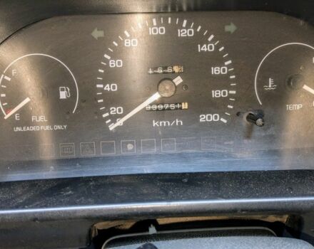 Красный Хендай Пони, объемом двигателя 1.3 л и пробегом 339 тыс. км за 800 $, фото 7 на Automoto.ua