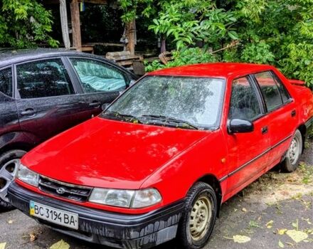 Красный Хендай Пони, объемом двигателя 1.3 л и пробегом 339 тыс. км за 800 $, фото 1 на Automoto.ua