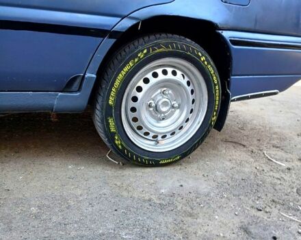 Хендай Пони, объемом двигателя 1.5 л и пробегом 0 тыс. км за 250 $, фото 8 на Automoto.ua