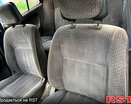 Хендай Пони, объемом двигателя 1.3 л и пробегом 222 тыс. км за 699 $, фото 7 на Automoto.ua