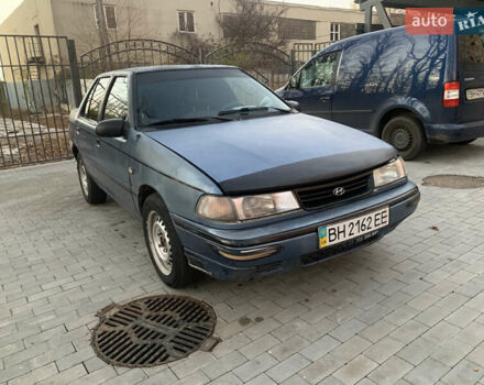 Синий Хендай Пони, объемом двигателя 1.47 л и пробегом 300 тыс. км за 1000 $, фото 1 на Automoto.ua