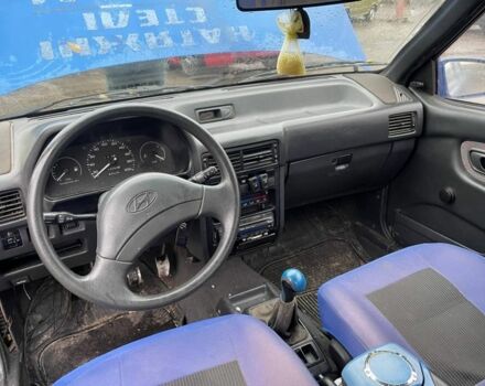 Синий Хендай Пони, объемом двигателя 1.5 л и пробегом 188 тыс. км за 600 $, фото 4 на Automoto.ua
