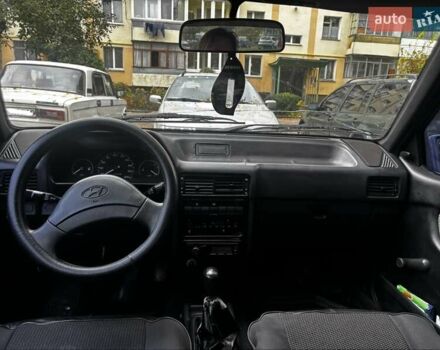 Синій Хендай Поні, об'ємом двигуна 1.5 л та пробігом 316 тис. км за 1300 $, фото 10 на Automoto.ua