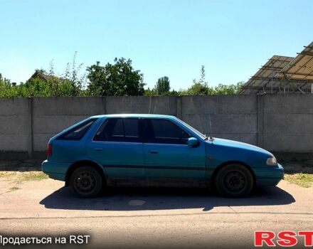 Зелений Хендай Поні, об'ємом двигуна 1.5 л та пробігом 250 тис. км за 840 $, фото 3 на Automoto.ua
