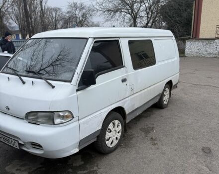 Белый Хендай Портер, объемом двигателя 2.5 л и пробегом 330 тыс. км за 1500 $, фото 1 на Automoto.ua