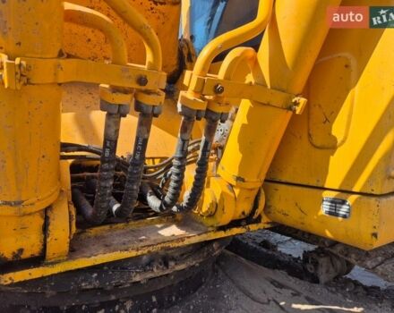 Желтый Хендай Робекс, объемом двигателя 8.3 л и пробегом 16 тыс. км за 47600 $, фото 6 на Automoto.ua