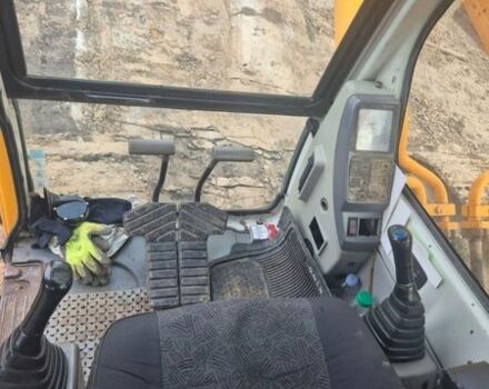 Желтый Хендай Робекс, объемом двигателя 8.3 л и пробегом 16 тыс. км за 47600 $, фото 14 на Automoto.ua