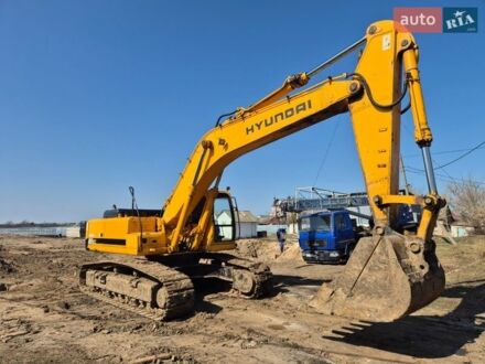 Желтый Хендай Робекс, объемом двигателя 8.3 л и пробегом 16 тыс. км за 47600 $, фото 1 на Automoto.ua