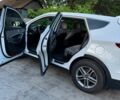 Белый Хендай Санта Фе, объемом двигателя 2.4 л и пробегом 190 тыс. км за 15000 $, фото 8 на Automoto.ua