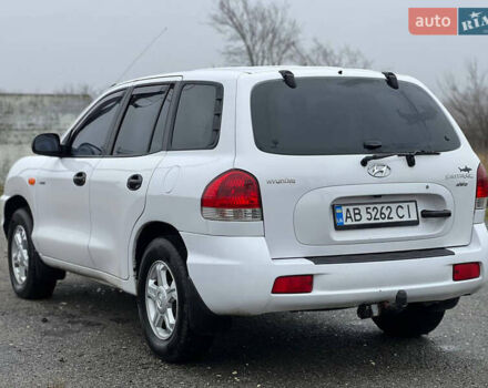 Білий Хендай Санта Фе, об'ємом двигуна 1.99 л та пробігом 280 тис. км за 5700 $, фото 7 на Automoto.ua