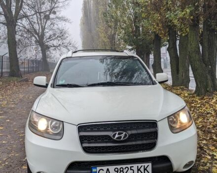 Белый Хендай Санта Фе, объемом двигателя 2.2 л и пробегом 265 тыс. км за 5200 $, фото 1 на Automoto.ua