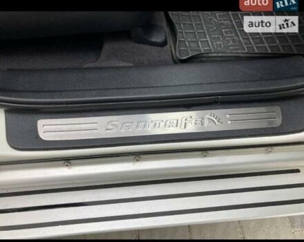 Білий Хендай Санта Фе, об'ємом двигуна 2.2 л та пробігом 247 тис. км за 12500 $, фото 16 на Automoto.ua