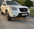 Білий Хендай Санта Фе, об'ємом двигуна 2.66 л та пробігом 295 тис. км за 8300 $, фото 1 на Automoto.ua