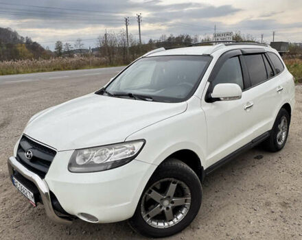 Белый Хендай Санта Фе, объемом двигателя 2.2 л и пробегом 265 тыс. км за 9500 $, фото 1 на Automoto.ua