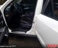 Белый Хендай Санта Фе, объемом двигателя 2.7 л и пробегом 186 тыс. км за 8300 $, фото 2 на Automoto.ua