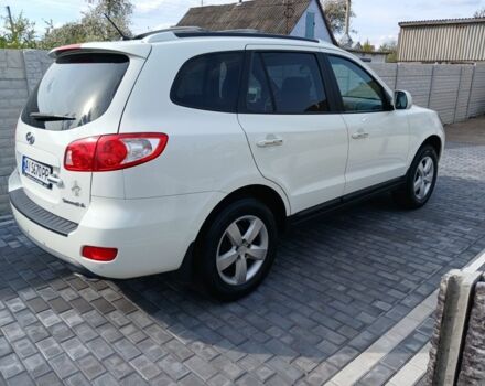 Белый Хендай Санта Фе, объемом двигателя 2.7 л и пробегом 209 тыс. км за 9999 $, фото 2 на Automoto.ua