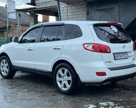 Белый Хендай Санта Фе, объемом двигателя 2.7 л и пробегом 176 тыс. км за 10100 $, фото 4 на Automoto.ua