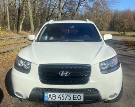 Білий Хендай Санта Фе, об'ємом двигуна 2.66 л та пробігом 250 тис. км за 9200 $, фото 4 на Automoto.ua