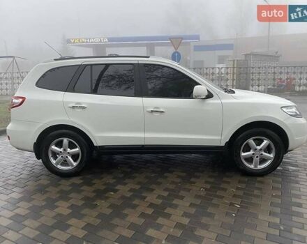 Белый Хендай Санта Фе, объемом двигателя 2.19 л и пробегом 290 тыс. км за 10700 $, фото 4 на Automoto.ua