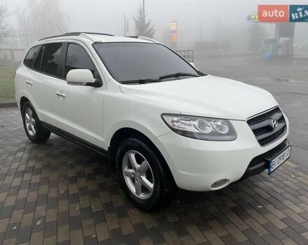 Белый Хендай Санта Фе, объемом двигателя 2.19 л и пробегом 290 тыс. км за 10700 $, фото 2 на Automoto.ua