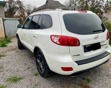Белый Хендай Санта Фе, объемом двигателя 2.2 л и пробегом 291 тыс. км за 5200 $, фото 1 на Automoto.ua