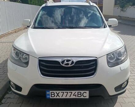 Белый Хендай Санта Фе, объемом двигателя 2.2 л и пробегом 293 тыс. км за 12300 $, фото 2 на Automoto.ua
