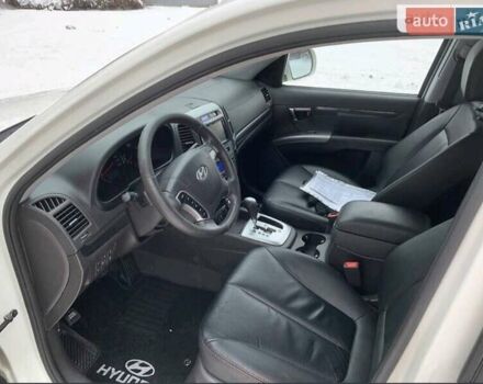 Білий Хендай Санта Фе, об'ємом двигуна 2.2 л та пробігом 201 тис. км за 13300 $, фото 16 на Automoto.ua