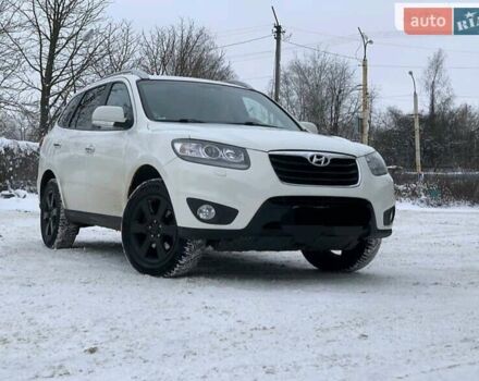 Білий Хендай Санта Фе, об'ємом двигуна 2.2 л та пробігом 201 тис. км за 13300 $, фото 20 на Automoto.ua