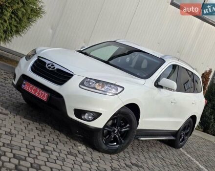 Белый Хендай Санта Фе, объемом двигателя 2.2 л и пробегом 211 тыс. км за 13850 $, фото 7 на Automoto.ua