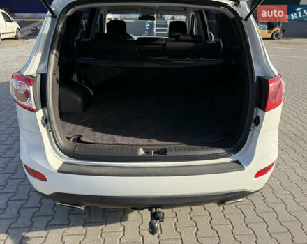 Білий Хендай Санта Фе, об'ємом двигуна 2.2 л та пробігом 196 тис. км за 10999 $, фото 37 на Automoto.ua