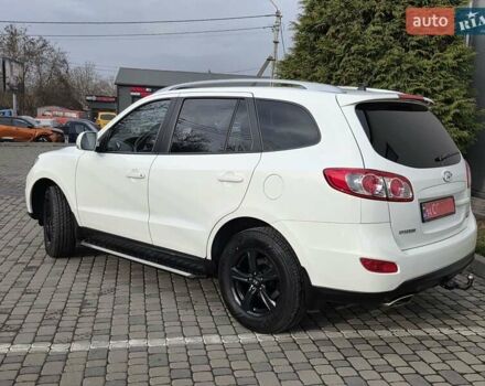 Белый Хендай Санта Фе, объемом двигателя 2.2 л и пробегом 211 тыс. км за 13850 $, фото 15 на Automoto.ua