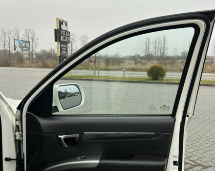 Білий Хендай Санта Фе, об'ємом двигуна 2.2 л та пробігом 183 тис. км за 13800 $, фото 50 на Automoto.ua