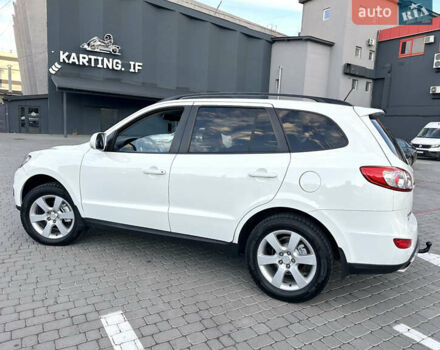 Хендай Санта Фе 2011 в Ивано-Франковске на Automoto.ua Белый Хендай Санта Фе, объемом двигателя 2.2 л и пробегом 298 тыс. км за 10400 $, фото 13 на Automoto.ua