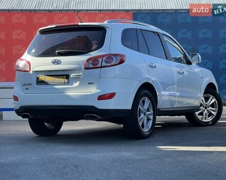 Білий Хендай Санта Фе, об'ємом двигуна 2 л та пробігом 334 тис. км за 11300 $, фото 3 на Automoto.ua