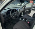 Хендай Санта Фе 2011 в Ивано-Франковске на Automoto.ua Белый Хендай Санта Фе, объемом двигателя 2.2 л и пробегом 298 тыс. км за 10400 $, фото 5 на Automoto.ua