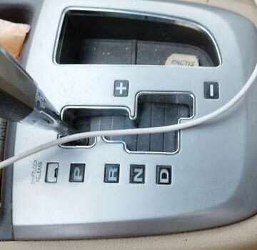 Белый Хендай Санта Фе, объемом двигателя 2.36 л и пробегом 230 тыс. км за 8600 $, фото 27 на Automoto.ua